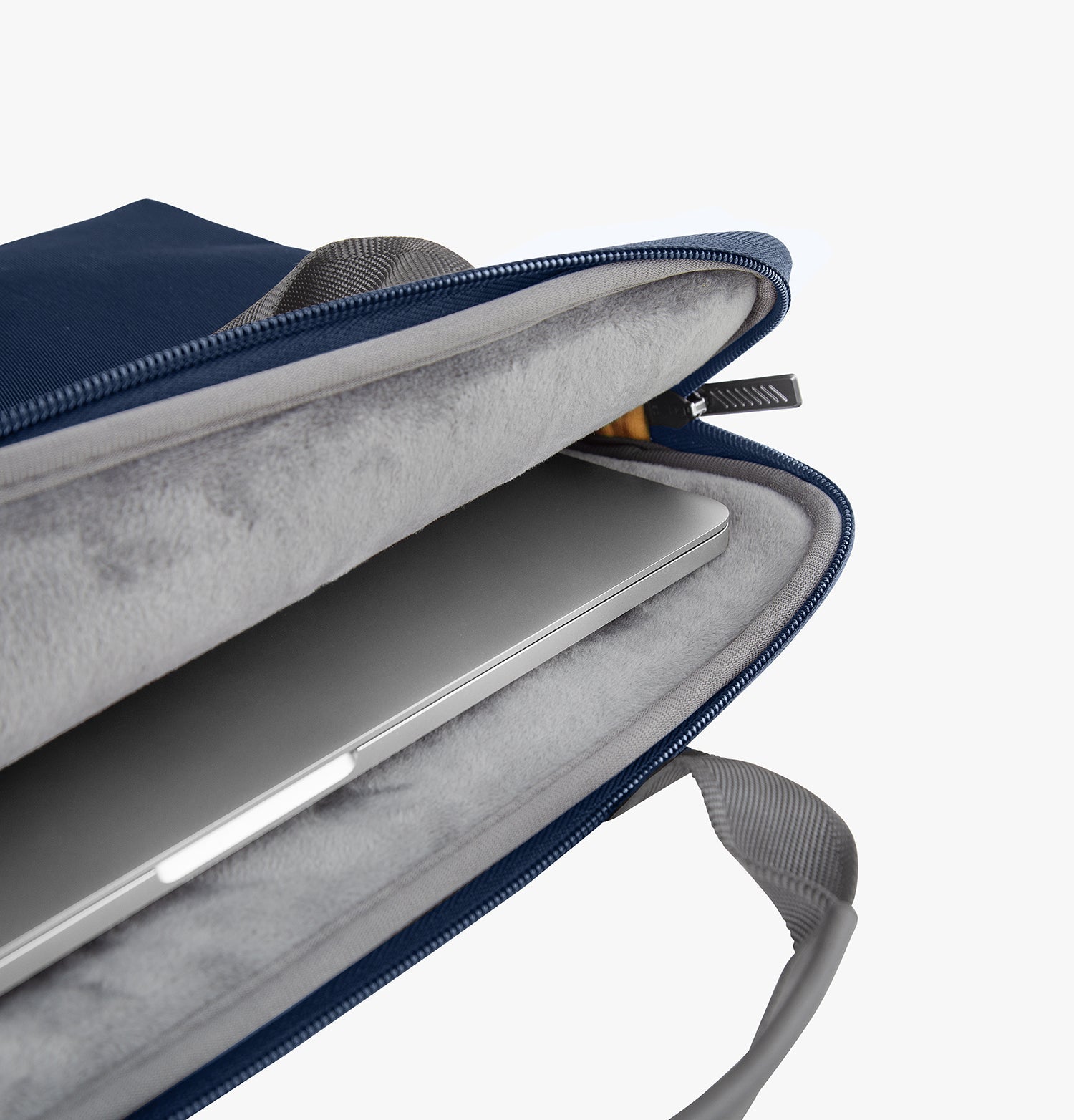 Stockholm - Koruyucu Suya Dayanıklı Dokuma Laptop Çantası